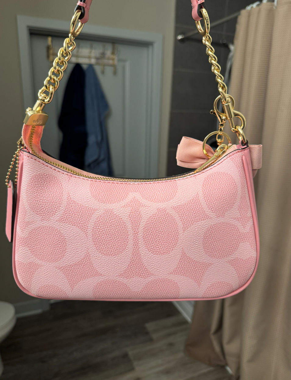 Pink Purse With Pink Bow